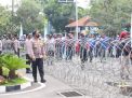 Polres Mojokerto Laksanakan Pengamanan Dan Monitoring Aksi Unras Oleh Aliansi Perjuangan Buruh Mojokerto
