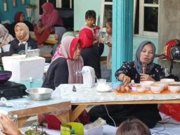 Chef Widya Kusuma Rahayu Sapa Warga Panarukan Situbondo