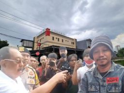 PKL Penyewa Lahan di Surabaya Protes Akses Tertutup: Intimidasi dan Ketidakpastian Menghantui
