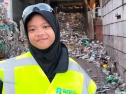 Aktivis Muda Gresik Surati Presiden Prabowo: Batasi Produksi Plastik untuk Masa Depan Generasi Bangsa