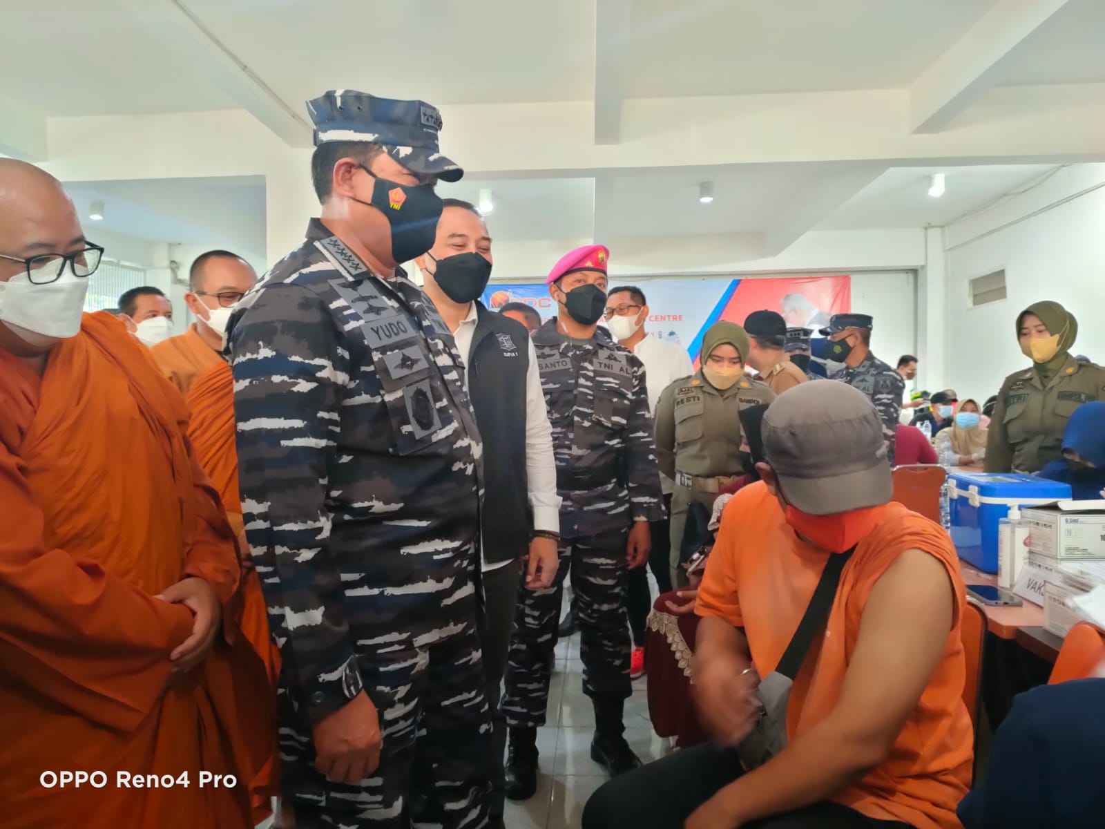 KASAL Meninjau Langsung Serbuan Vaksinasi Yang ada Di Vihara Budhayana Djarmawira Surabaya