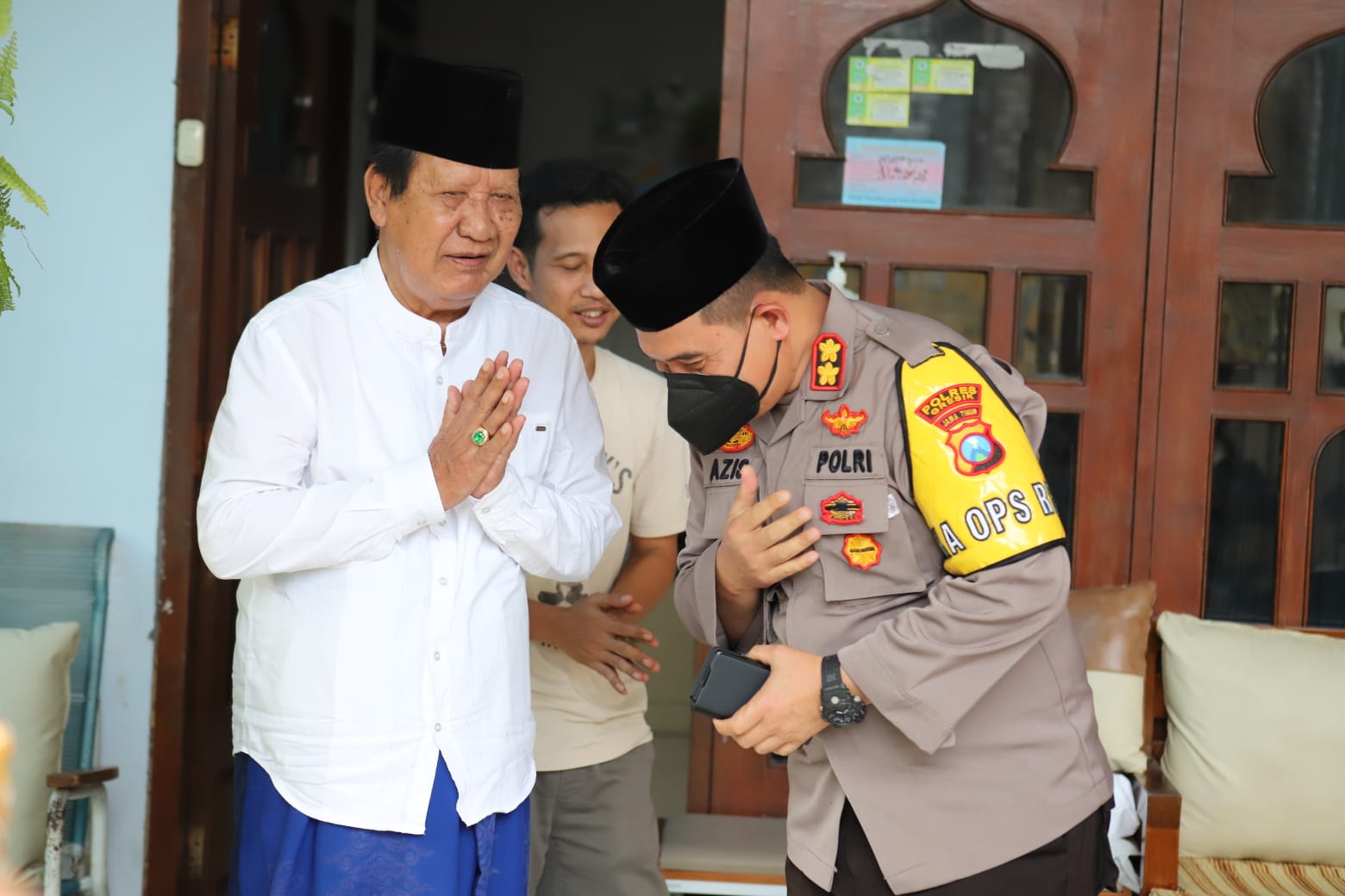 Mempererat Tali Silaturahmi, Kapolres Gresik Sowan Ke Pemangku Ponpes