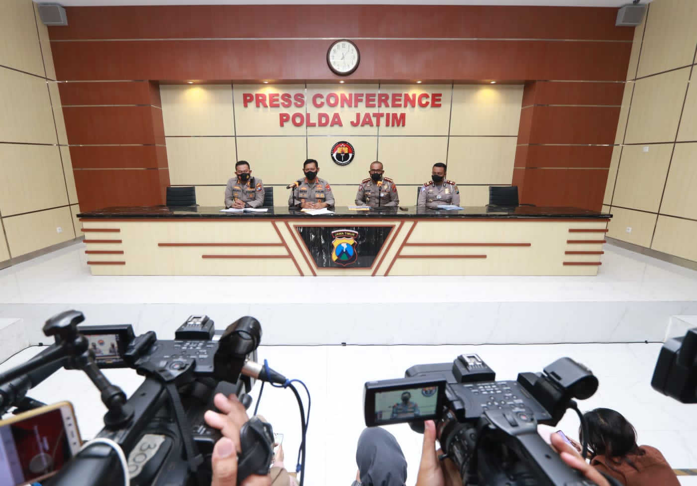 Sopir Vanessa Angel Hari Ini Resmi Ditahan di Polres Jombang