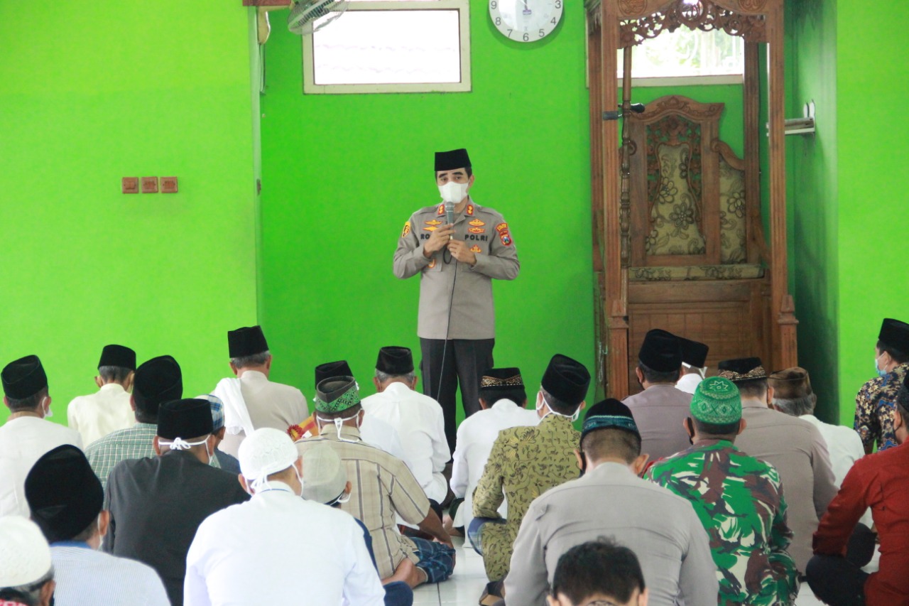 Kapolresta Mojokerto Ikrar Pelayanan Terbaik Kepada Masyarakat Dalam Safari Jumat