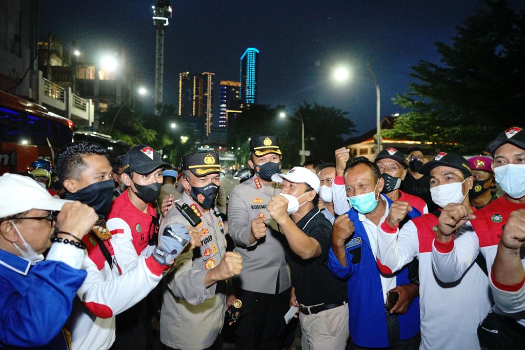 Kapolrestabes Surabaya : Secara Umum Pengamanan Unjuk Rasa Buruh Berjalan Aman dan Kondusif
