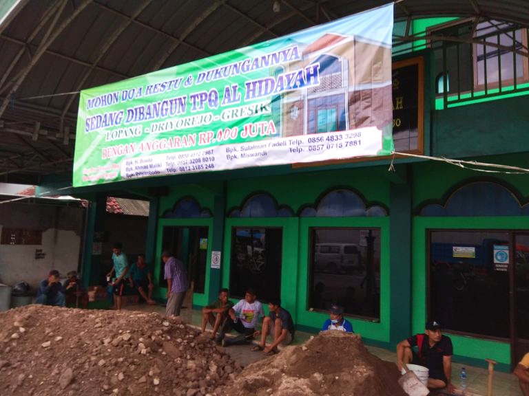 Sedia Tiket Surga, Pembangunan TPQ Al Hidayah di Dusun Lopang, Driyorejo Mulai Dikerjakan