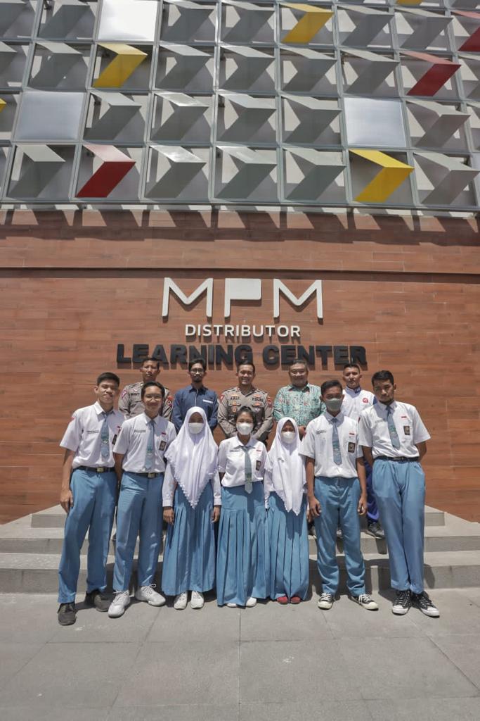 SIM Cak Tejo Goes School, SMAN 20 Surabaya