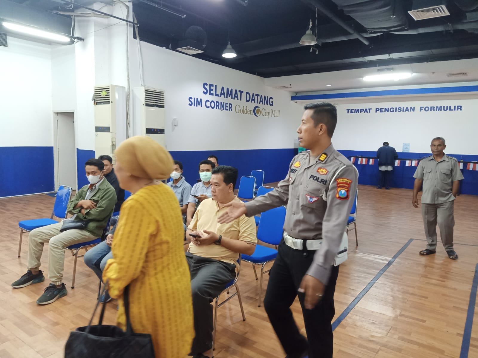 Pelayanan Prima Perpanjangan SIM Digerai SIM Corner Goci