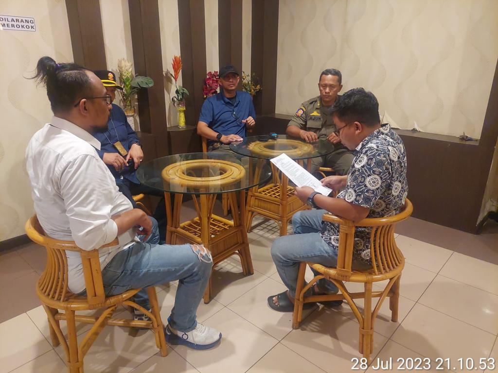 Satpol PP Prov Jawa Timur, Laksanakan Operasi Pembinaan dan Pengawasan terhadap sejumlah Panti Pijat dan Spa di Surabaya