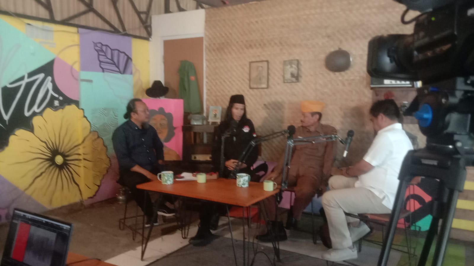 Betapa Bahayanya Khilafah Di Indonesia, Simak Talk Show di TVRJ Chanel