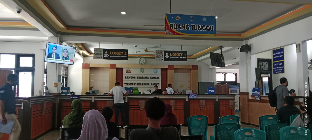 KB Samsat Surabaya Barat yang berlokasi di jalan Jl. Raya Tandes Lor No.1, Tanjungsari, Kec. Sukomanunggal (Foto: Dok suaber)
