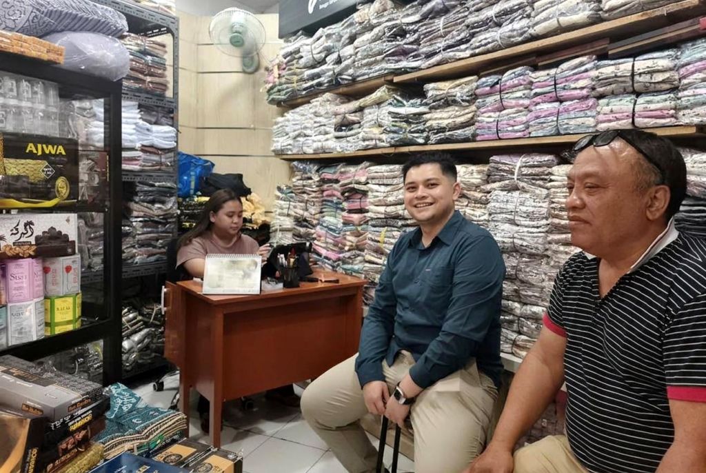 PT Bank Rakyat Indonesia (Persero) Tbk melalui Branch Office (BO) Jemursari Surabaya mendukung kebutuhan pembiayaan pelaku usaha lokal.